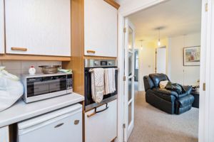 KITCHEN- click for photo gallery